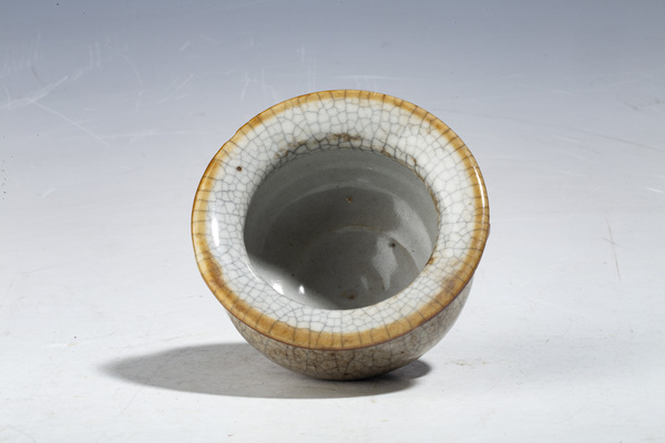 古玩陶瓷(優(yōu)品)清中·哥釉雙耳爐拍賣,當(dāng)前價(jià)格0元