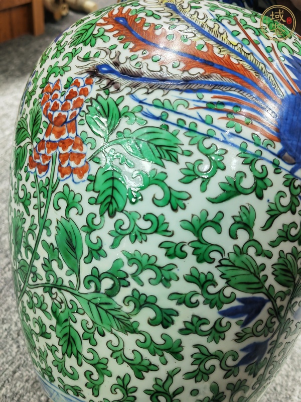 古玩陶瓷清晚期 青花五彩鳳穿花罐真品鑒賞圖