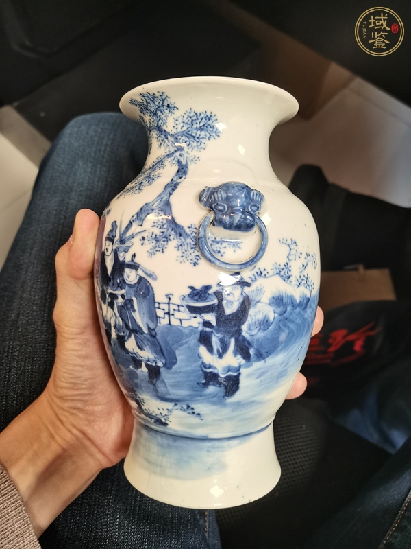 古玩陶瓷人物紋青花瓶真品鑒賞圖