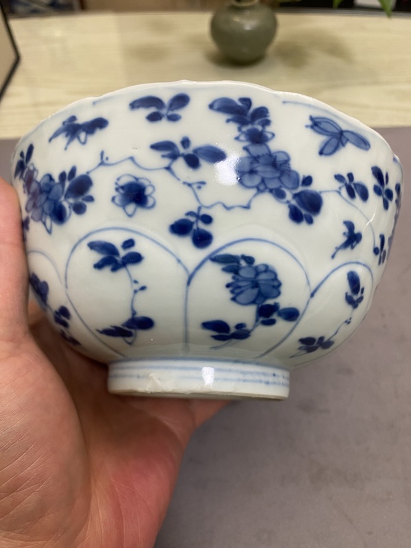 古玩陶瓷青花折枝花卉紋花口碗拍賣，當(dāng)前價(jià)格3200元