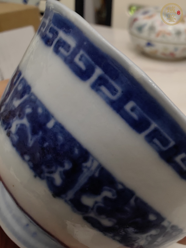 古玩陶瓷青花夔龍紋茶碗真品鑒賞圖