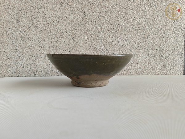 古玩陶瓷茶葉末釉茶碗真品鑒賞圖