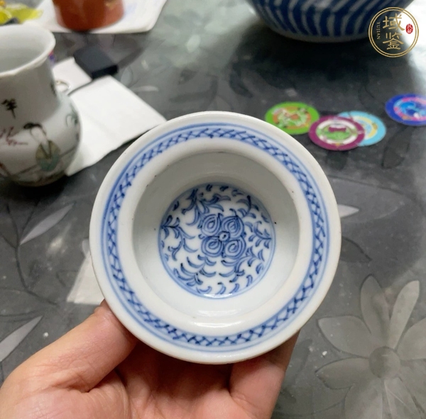 古玩陶瓷青花淡描花卉紋折沿洗真品鑒賞圖