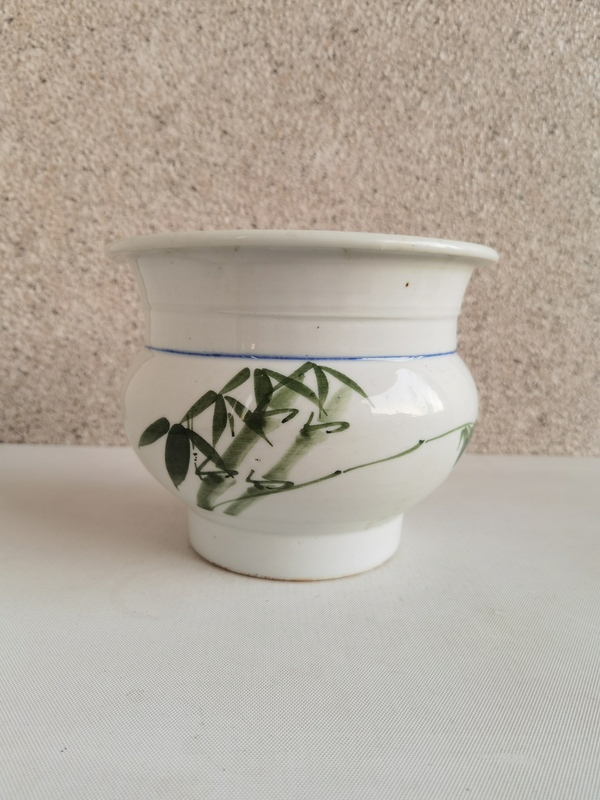 古玩陶瓷釉下彩繪竹報(bào)平安花囊拍賣,當(dāng)前價(jià)格580元