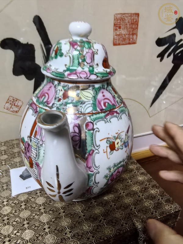 古玩陶瓷廣彩人物故事紋茶壺真品鑒賞圖