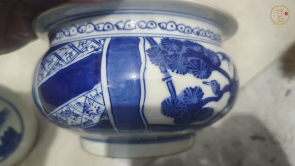 古玩陶瓷青花香爐真品鑒賞圖