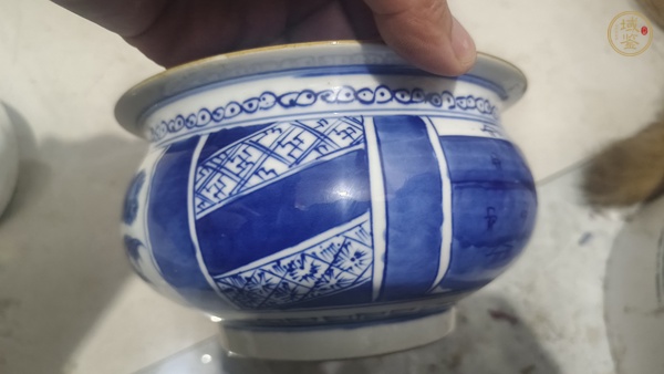 古玩陶瓷青花香爐真品鑒賞圖