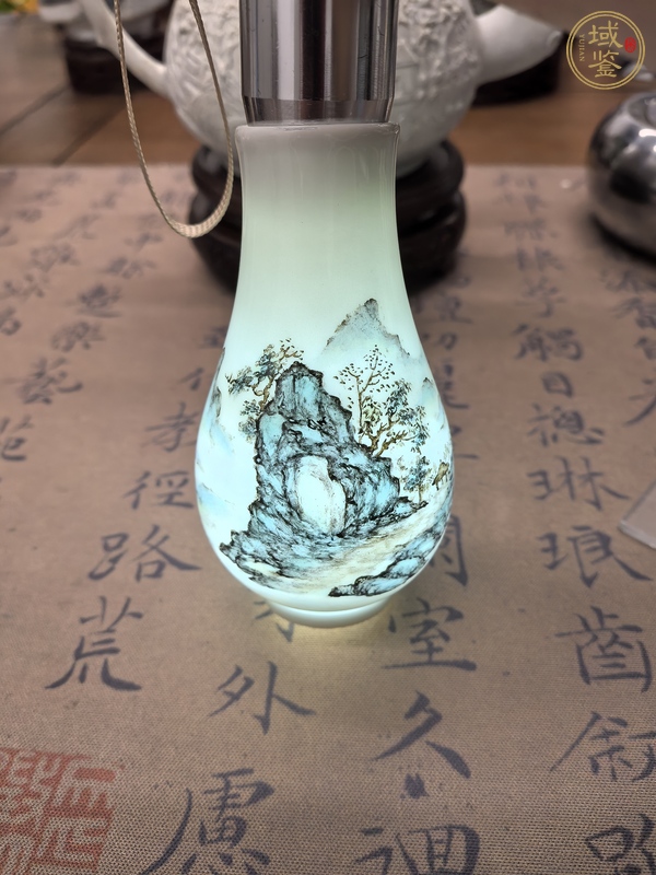 古玩陶瓷粉彩瓶真品鑒賞圖