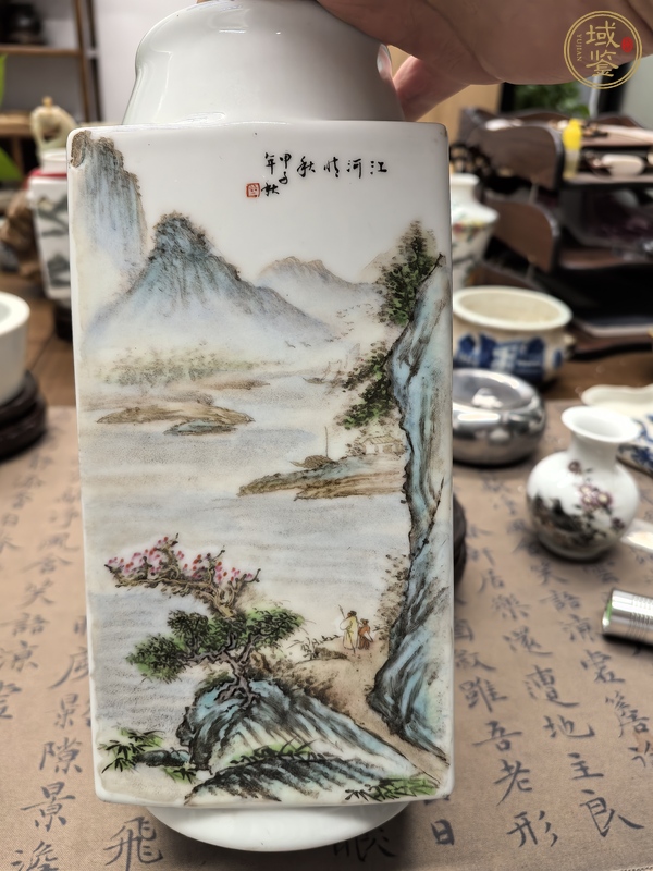 古玩陶瓷粉彩山水詩文琮式瓶真品鑒賞圖