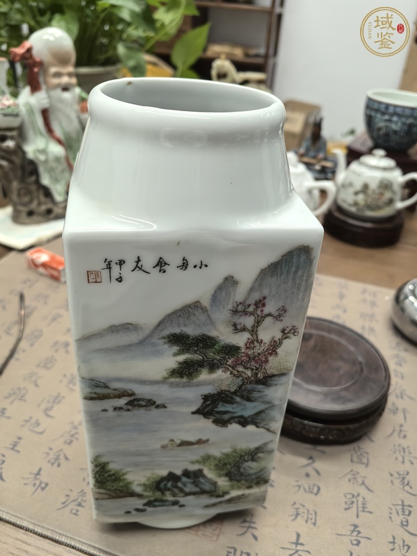 古玩陶瓷粉彩山水詩文琮式瓶真品鑒賞圖