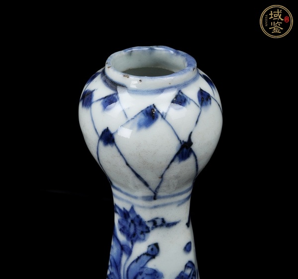 古玩陶瓷青花人物紋蒜頭瓶真品鑒賞圖