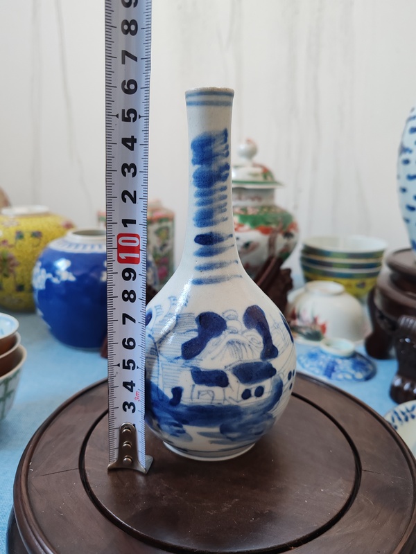 古玩陶瓷清中期青花山水紋膽瓶拍賣,當前價格2280元