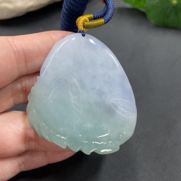 古玩玉器224天然翡翠鳳凰掛件 總重62.724g拍賣,當前價格390元