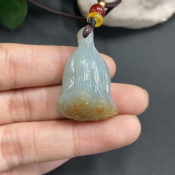 古玩玉器225天然翡翠蓮花掛件拍賣，當前價格550元