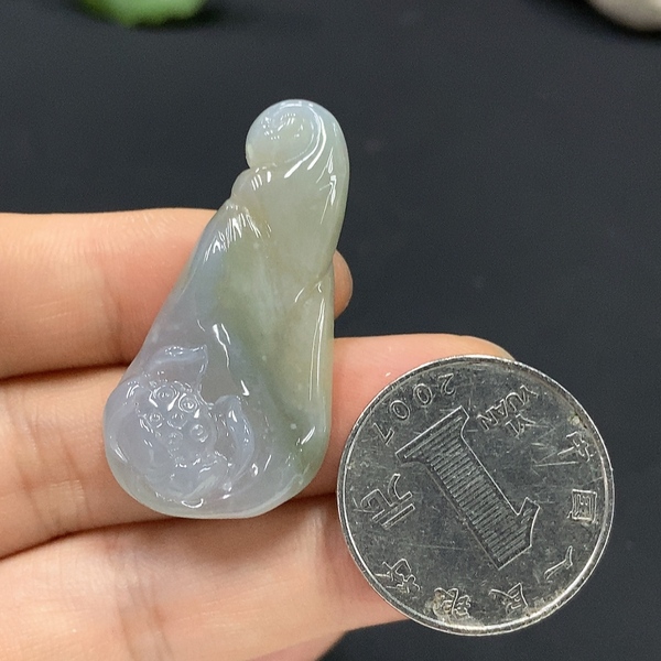 古玩玉器226天然翡翠蓮蓬掛件拍賣,當前價格360元