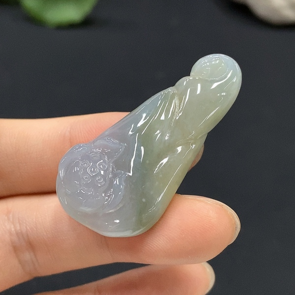古玩玉器226天然翡翠蓮蓬掛件拍賣,當前價格360元