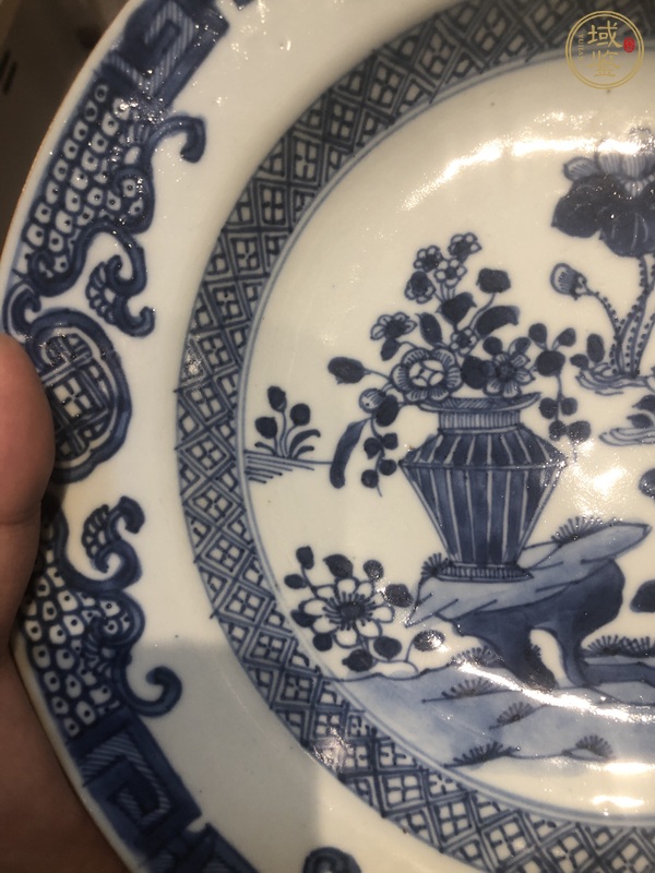 古玩陶瓷花鳥紋青花盤真品鑒賞圖