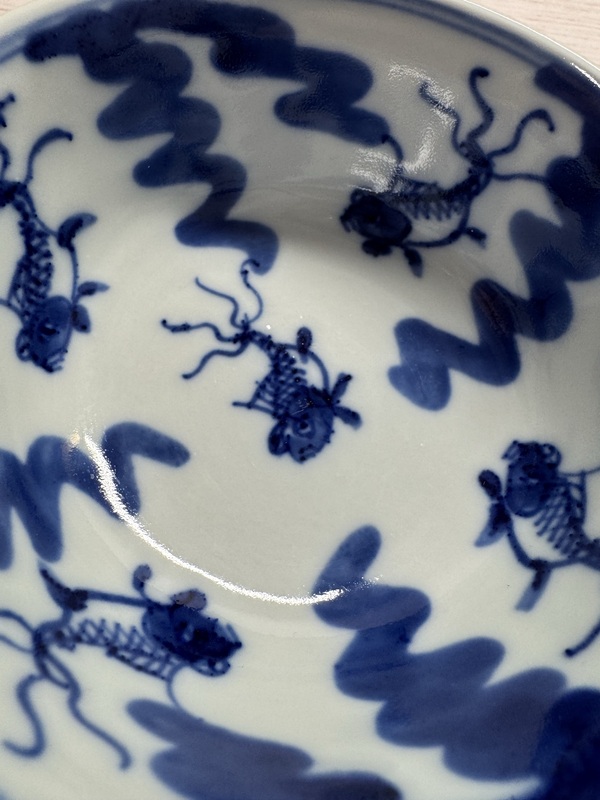 古玩陶瓷外紫金釉內青花魚藻紋杯拍賣，當前價格588元