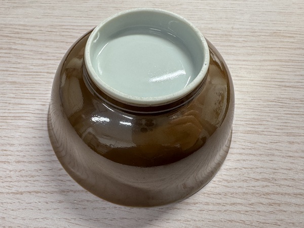 古玩陶瓷外紫金釉內青花魚藻紋杯拍賣，當前價格588元