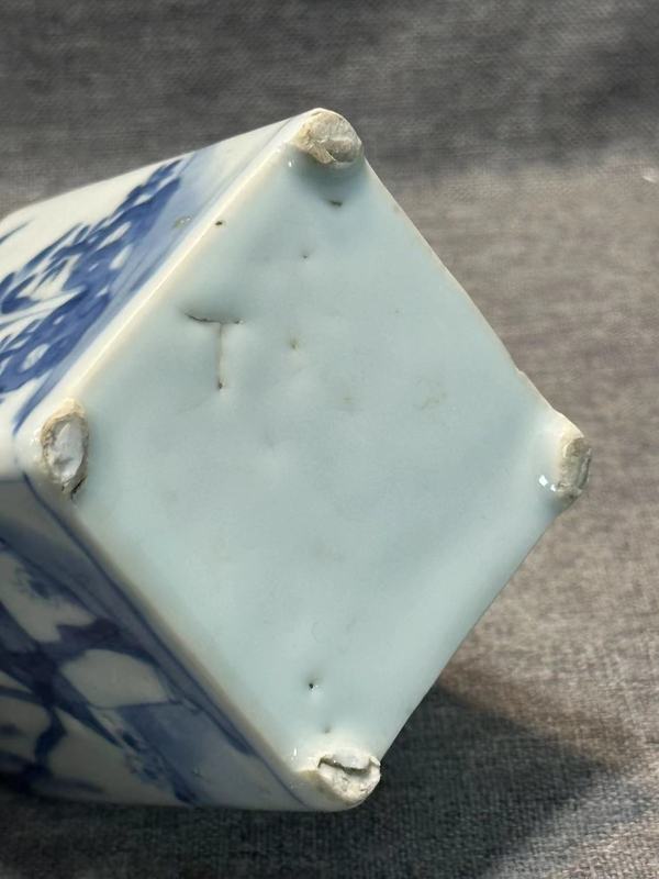 古玩陶瓷康熙青花西廂記四方茶葉罐拍賣,當前價格8888元