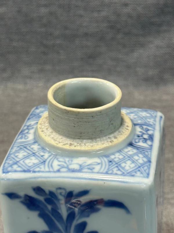 古玩陶瓷康熙青花西廂記四方茶葉罐拍賣,當前價格8888元