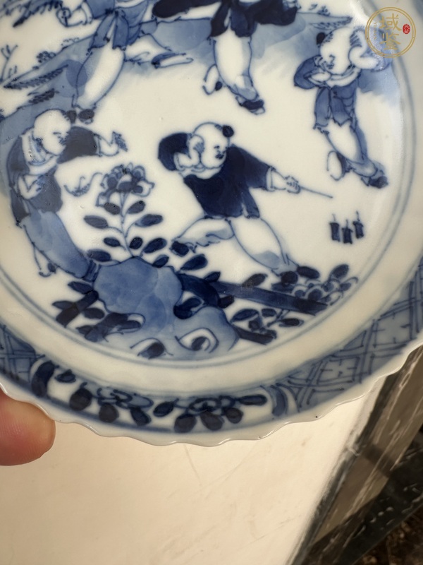 古玩陶瓷青花盤真品鑒賞圖