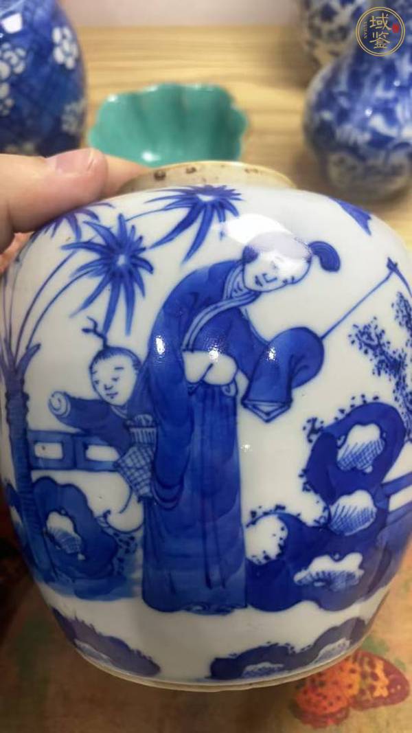 古玩陶瓷三娘教子圖青花罐真品鑒賞圖