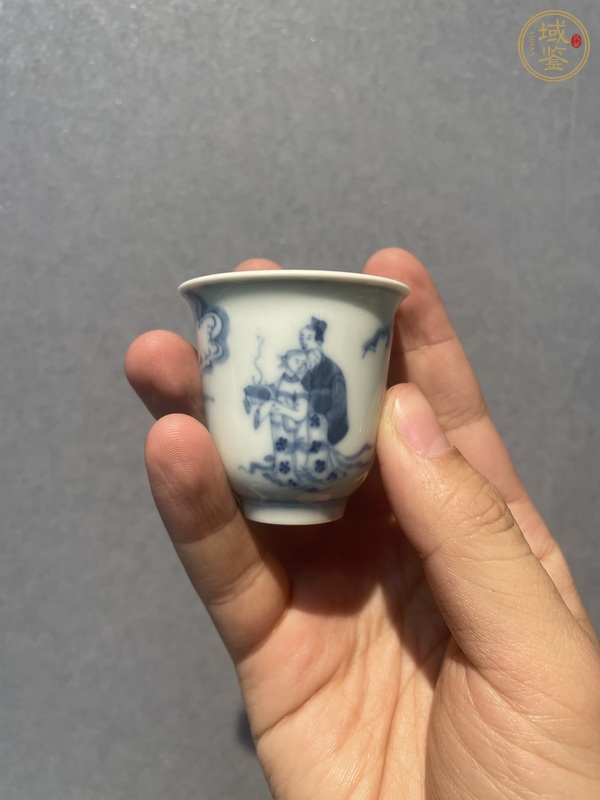 古玩青花人物折沿杯真品鑒賞圖