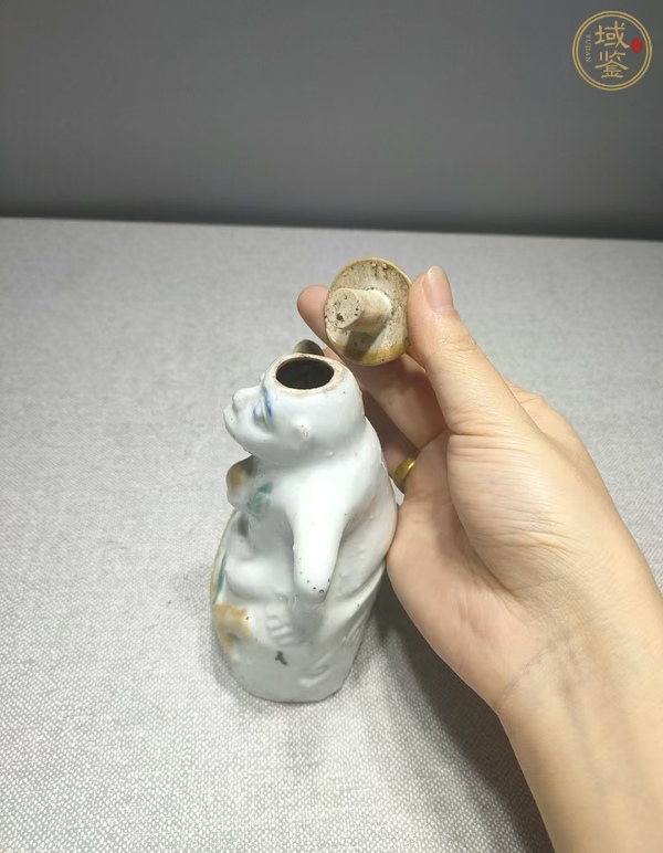 古玩陶瓷點彩猴型壺真品鑒賞圖