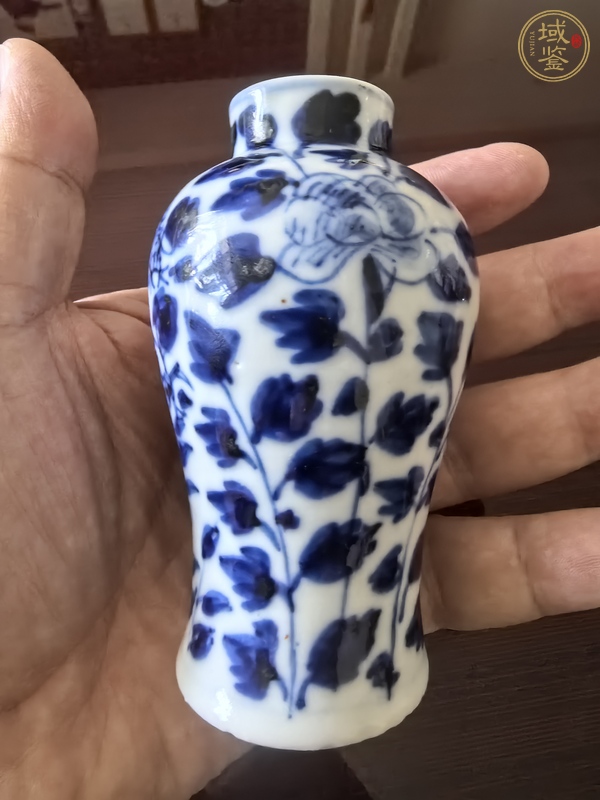 古玩陶瓷花間龍紋青花瓶真品鑒賞圖