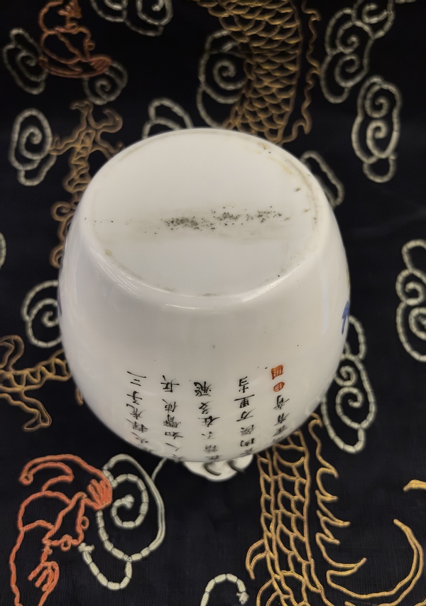 古玩陶瓷道光粉彩無雙譜人物茶壺拍賣，當(dāng)前價(jià)格13888元