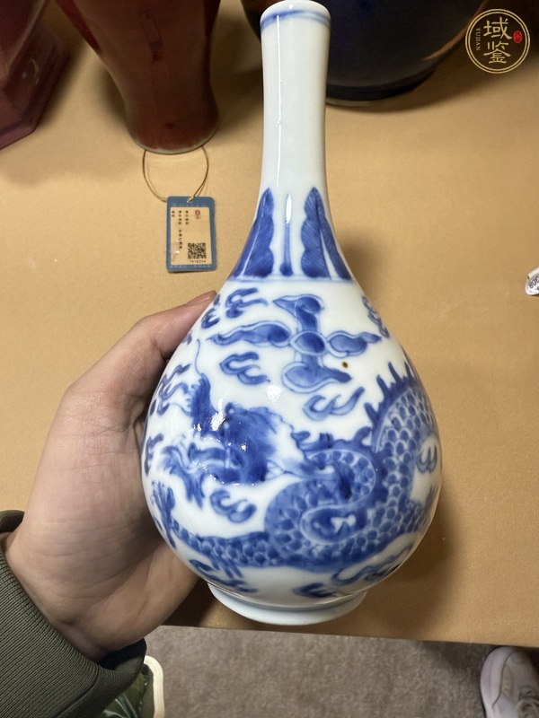 古玩陶瓷龍紋青花錐把瓶真品鑒賞圖