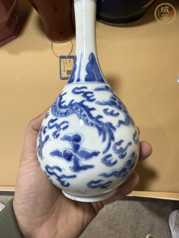 古玩陶瓷龍紋青花錐把瓶真品鑒賞圖