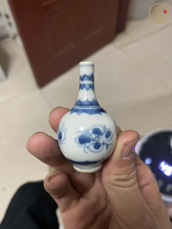 古玩康熙青花小膽瓶真品鑒賞圖