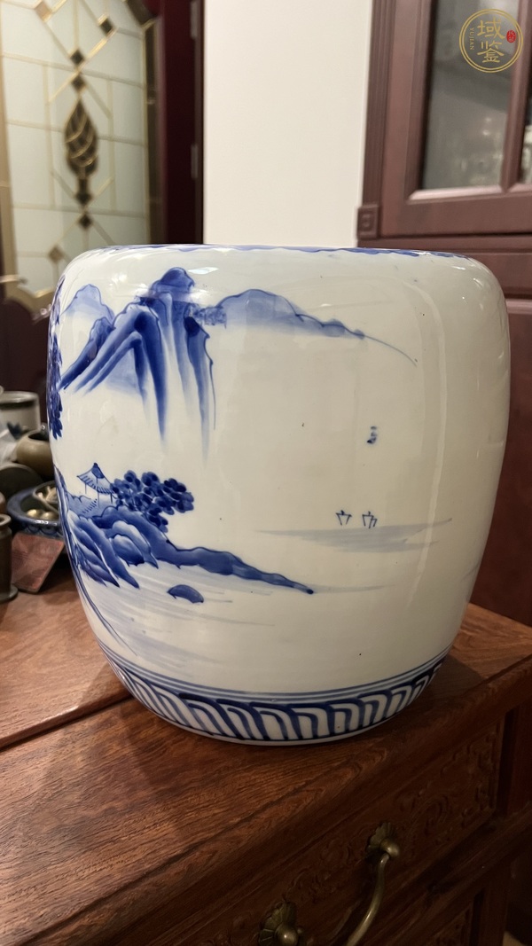 古玩陶瓷山水紋青花卷缸真品鑒賞圖