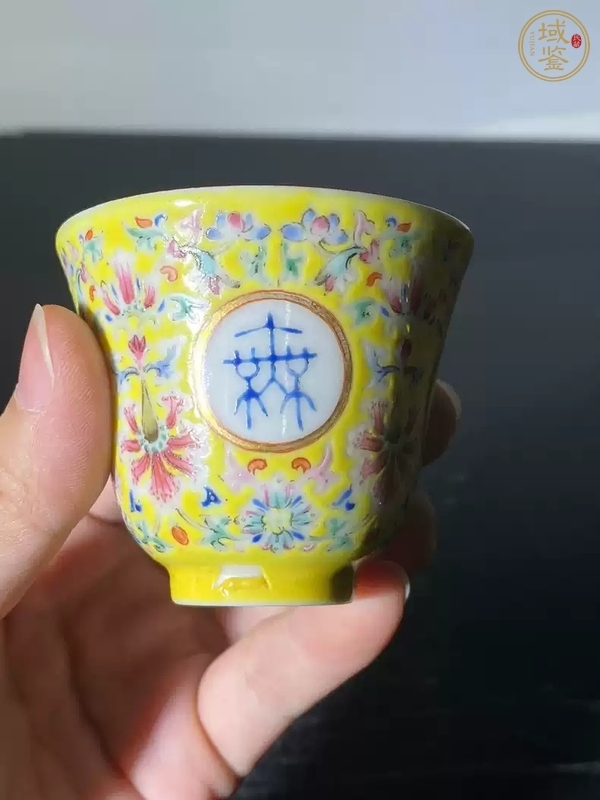 古玩陶瓷粉彩杯真品鑒賞圖