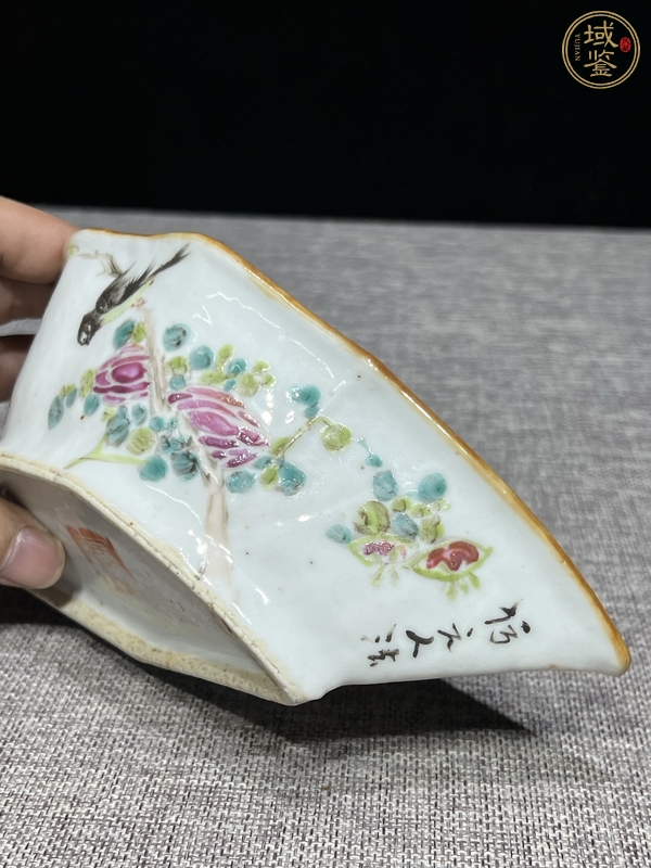 古玩陶瓷淺絳彩花鳥紋角碗真品鑒賞圖