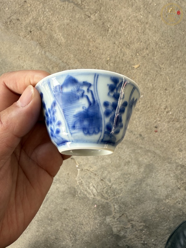 古玩陶瓷青花杯真品鑒賞圖