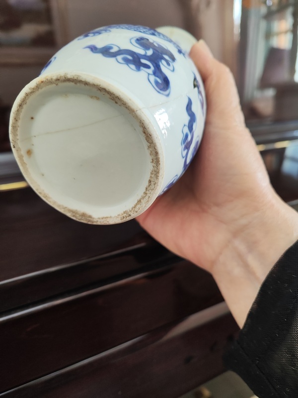 古玩陶瓷清中晚-精品青花龍紋堆塑龍撇口瓶枇杷瓶拍賣，當(dāng)前價格588元