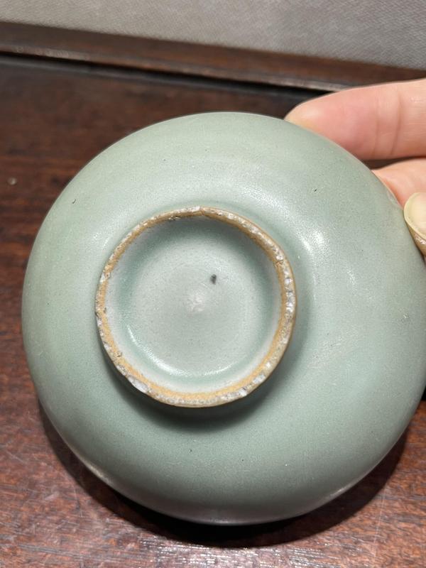 古玩陶瓷南宋龍泉杯拍賣,當(dāng)前價(jià)格18888元