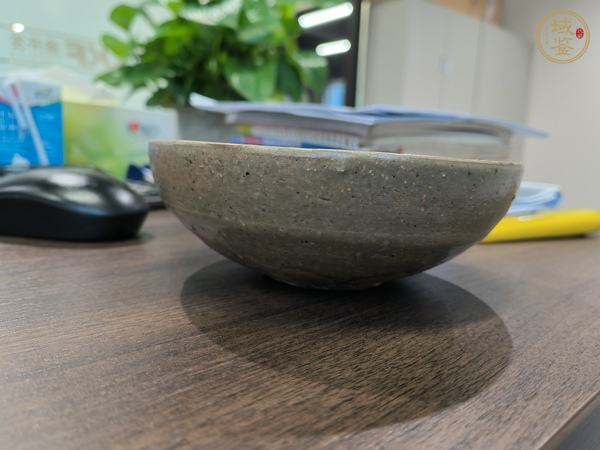 古玩陶瓷越窯青瓷茶碗真品鑒賞圖