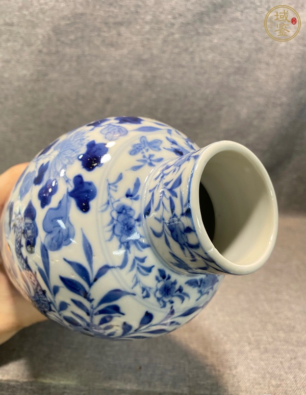 古玩陶瓷花間龍紋青花瓶真品鑒賞圖