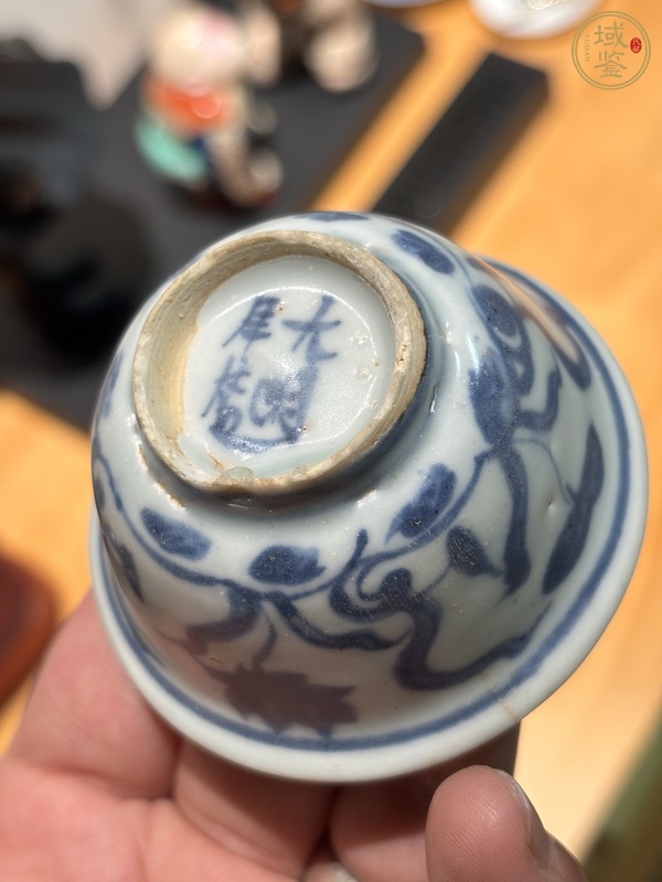 古玩陶瓷青花杯真品鑒賞圖