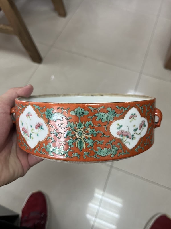 古玩陶瓷礬紅粉彩開窗花卉節盒拍賣,當前價格9500元