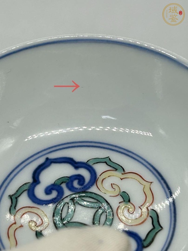 古玩陶瓷青花五彩茶碗真品鑒賞圖