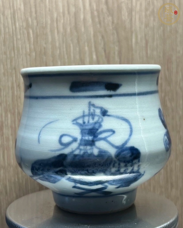 古玩陶瓷博古圖青花香爐真品鑒賞圖