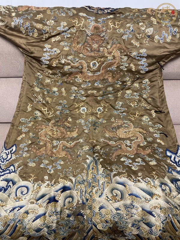 古玩雜項(xiàng)吉服龍袍真品鑒賞圖