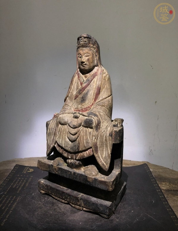 古玩雜項觀音木雕真品鑒賞圖