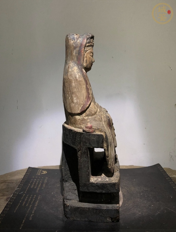 古玩雜項觀音木雕真品鑒賞圖