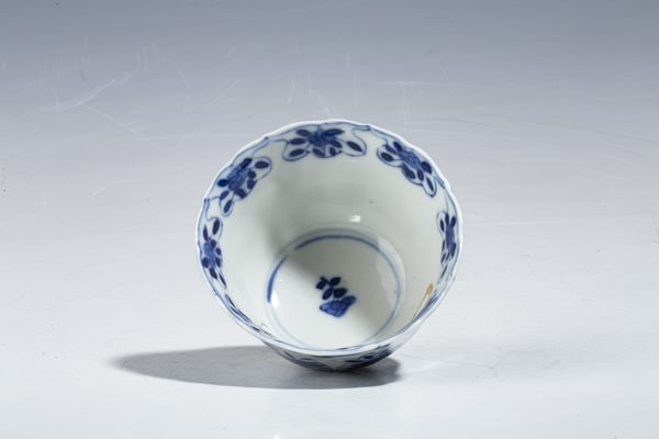 古玩陶瓷清光緒·青花洞石花鳥(niǎo)紋花口杯碟拍賣(mài)，當(dāng)前價(jià)格100元